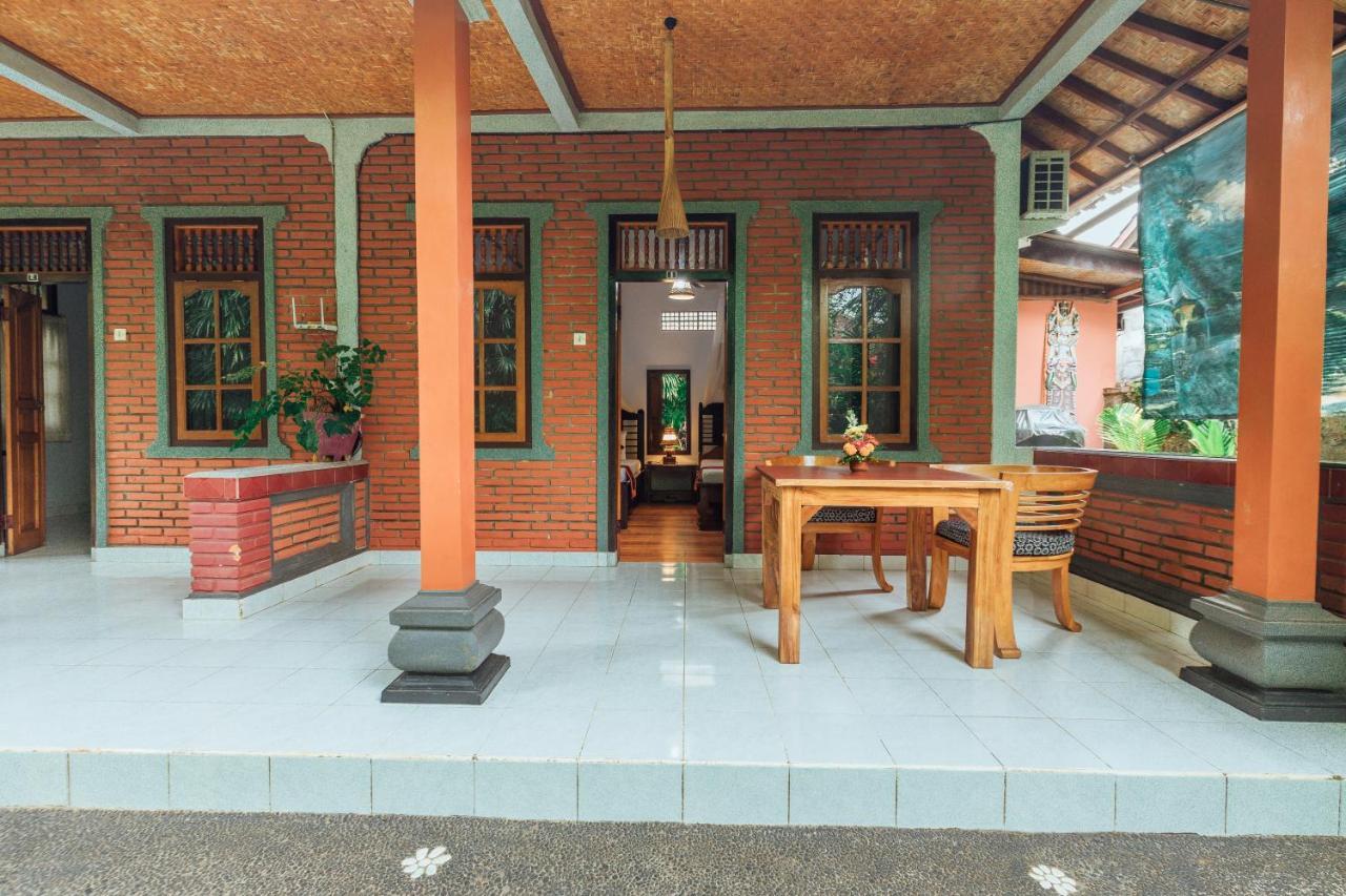 Suastika Lodge Ubud Exteriör bild